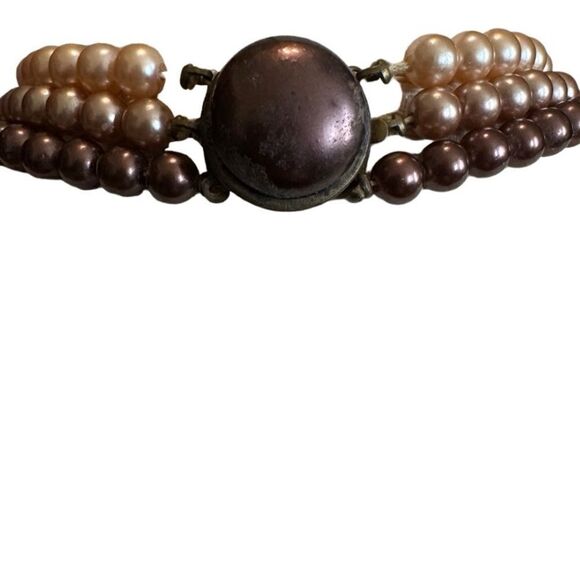 Vintage 3 Strand Faux Pearl Necklace - Picture 3 of 6